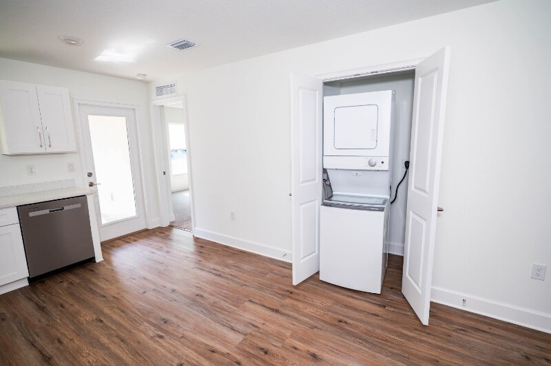 Building Photo - 10324 Tillery Rd