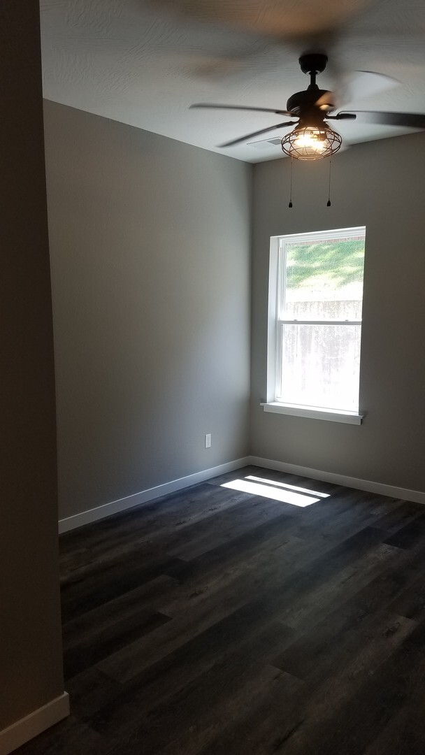 Building Photo - 1 bedroom 1 bath Luxury Apartment Branson MO