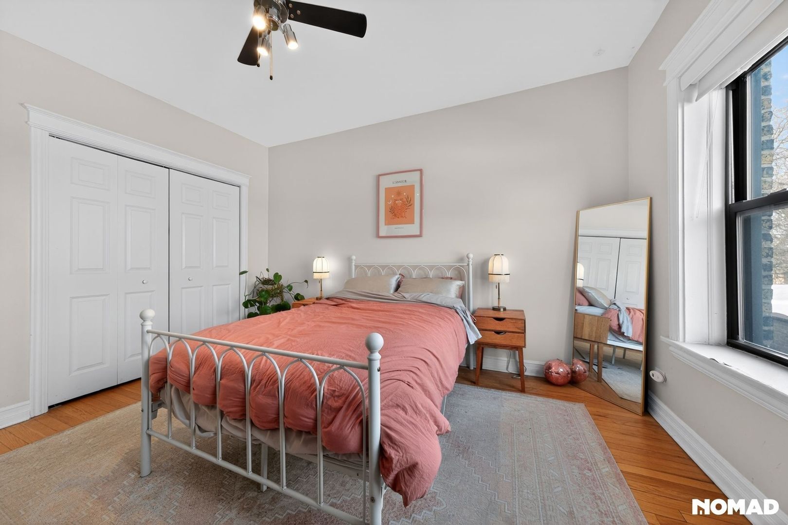 Building Photo - 4617 N Paulina St