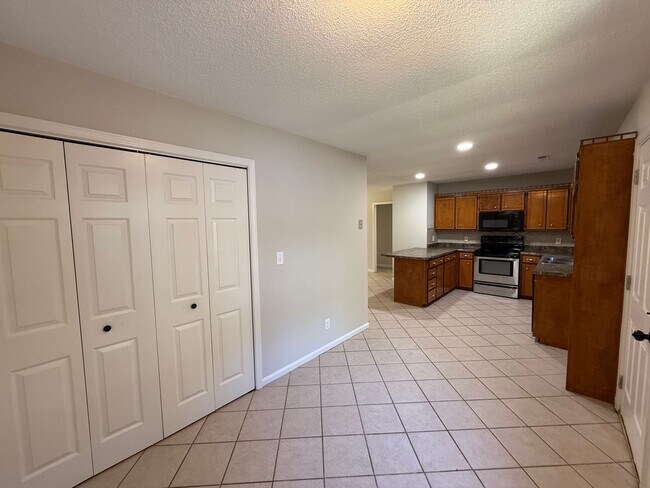 Building Photo - 5616 Co Rd 26