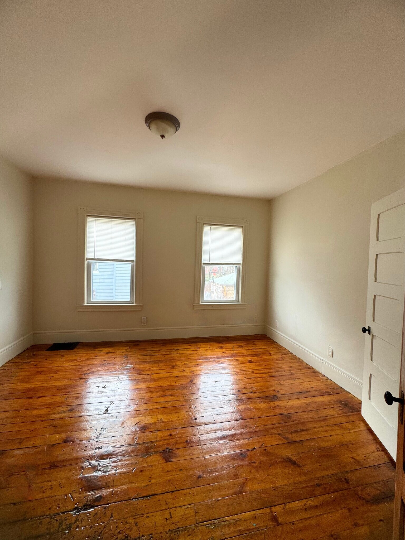 Building Photo - 21 Lafayette St