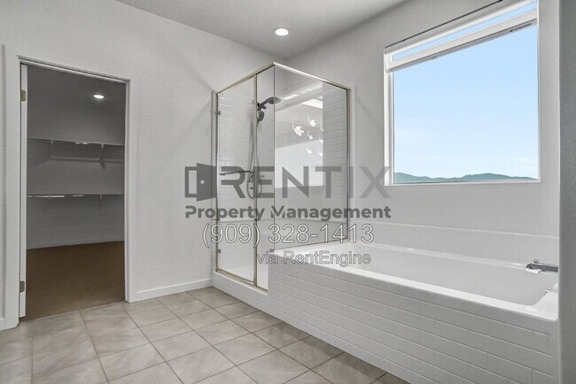 Building Photo - 18116 Hedgerow Way