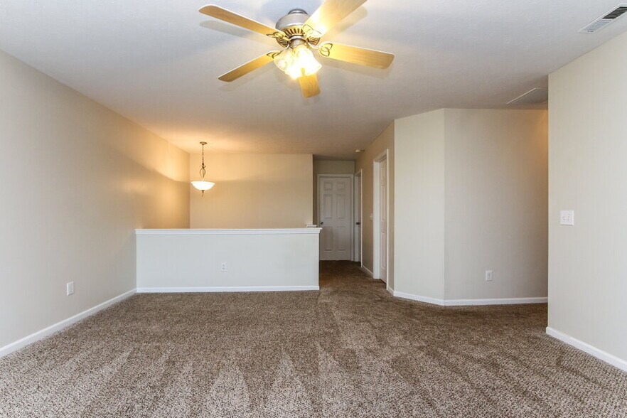 Building Photo - 1685 Cedar Mill Dr