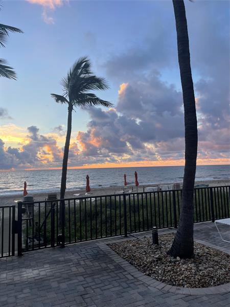 Building Photo - 3800 Galt Ocean Dr