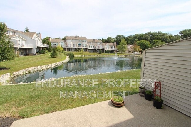 Building Photo - 482 Madeira Ct