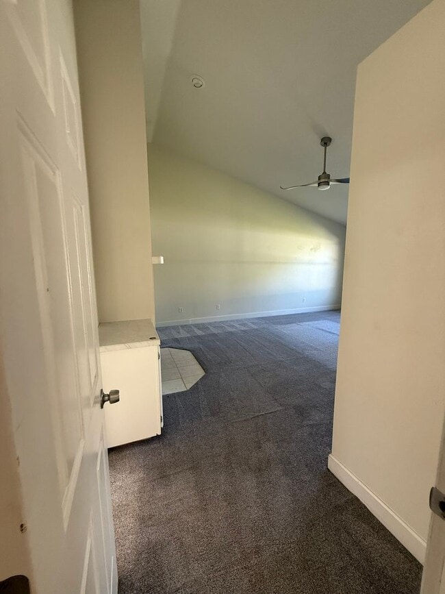 Building Photo - Beautiful Spacious 3 bed 3 bath Home in Debary