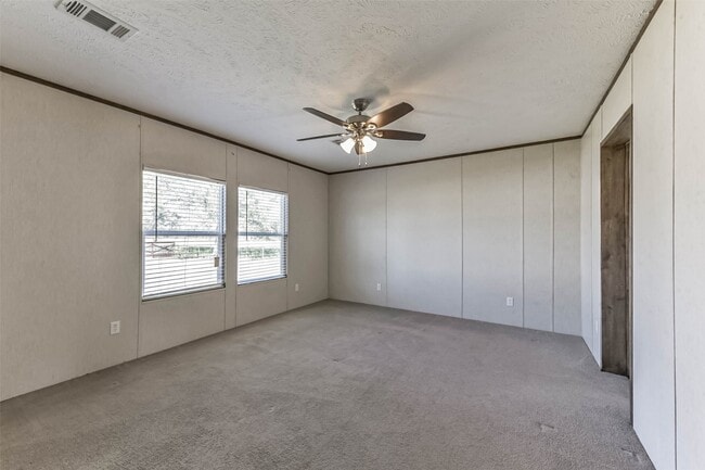 Building Photo - 1566 County Rd 610