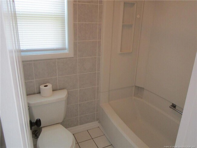 Building Photo - 2120 Lothbury Dr