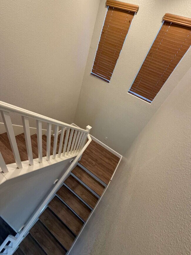 Building Photo - 3 Bed 3.5 Bath Summerlin - MOVE IN SPECIAL