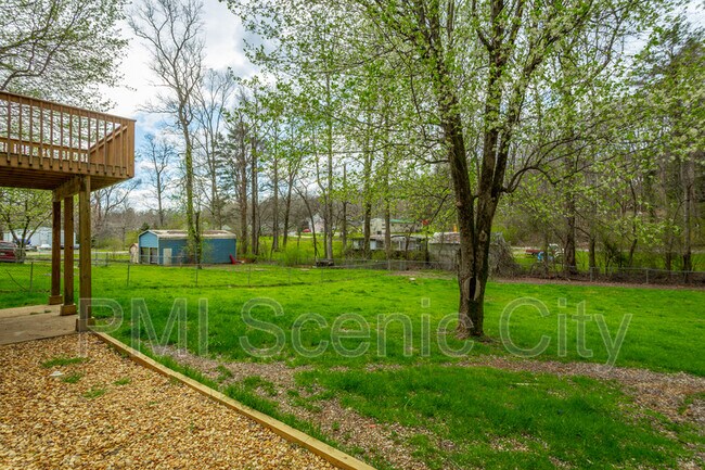 Building Photo - 5907 Browntown Rd