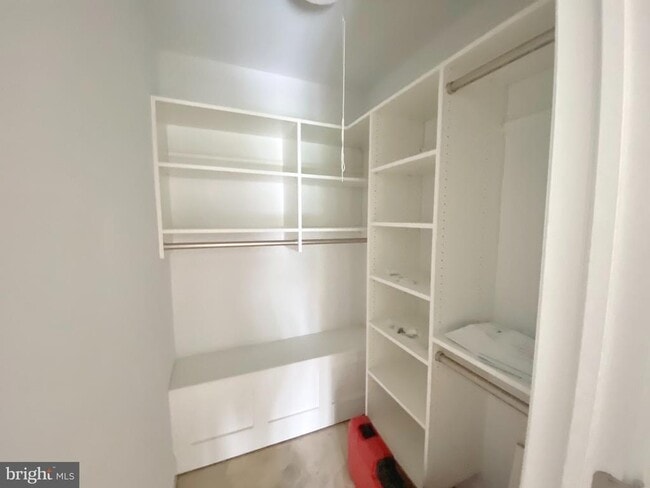 Building Photo - 167 Andover Pl