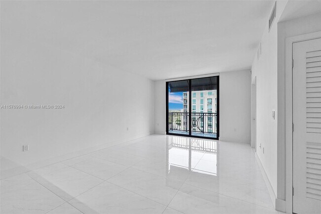 Building Photo - 301 Altara Ave
