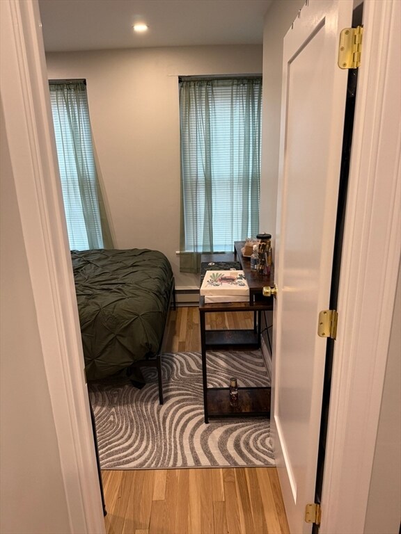 Building Photo - 54 Melrose St