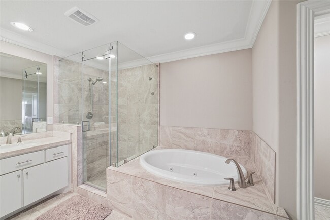 Building Photo - 13428 Preston Cliff Ct