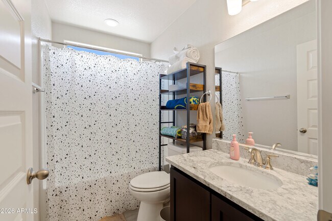 Building Photo - 4215 Tinker Dr