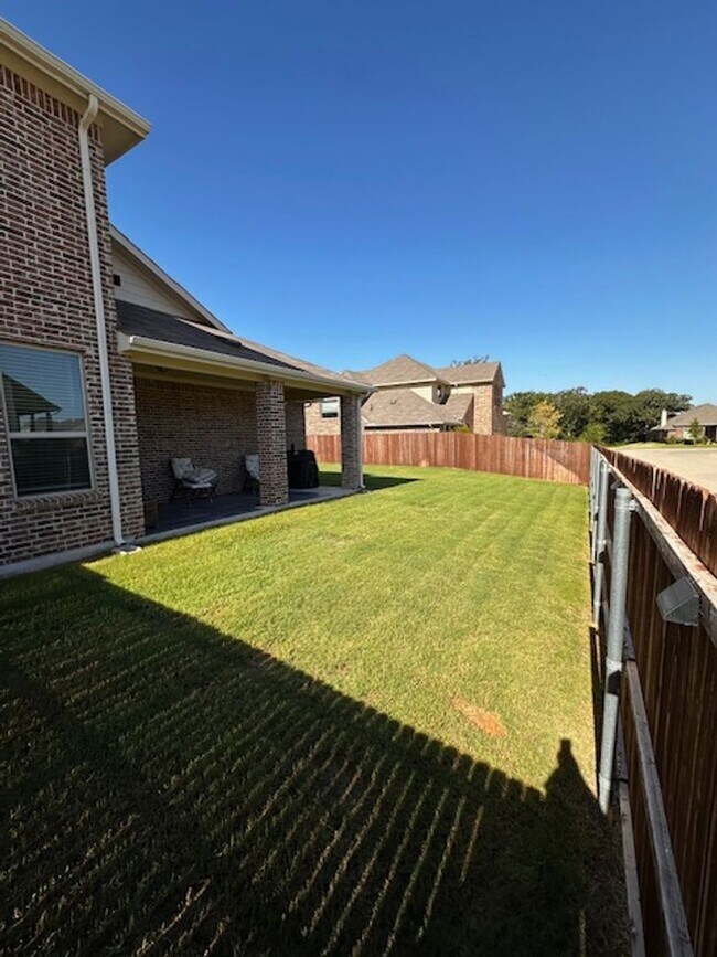Building Photo - Charming 3-Bed, 2.5-Bath Home for Lease in...