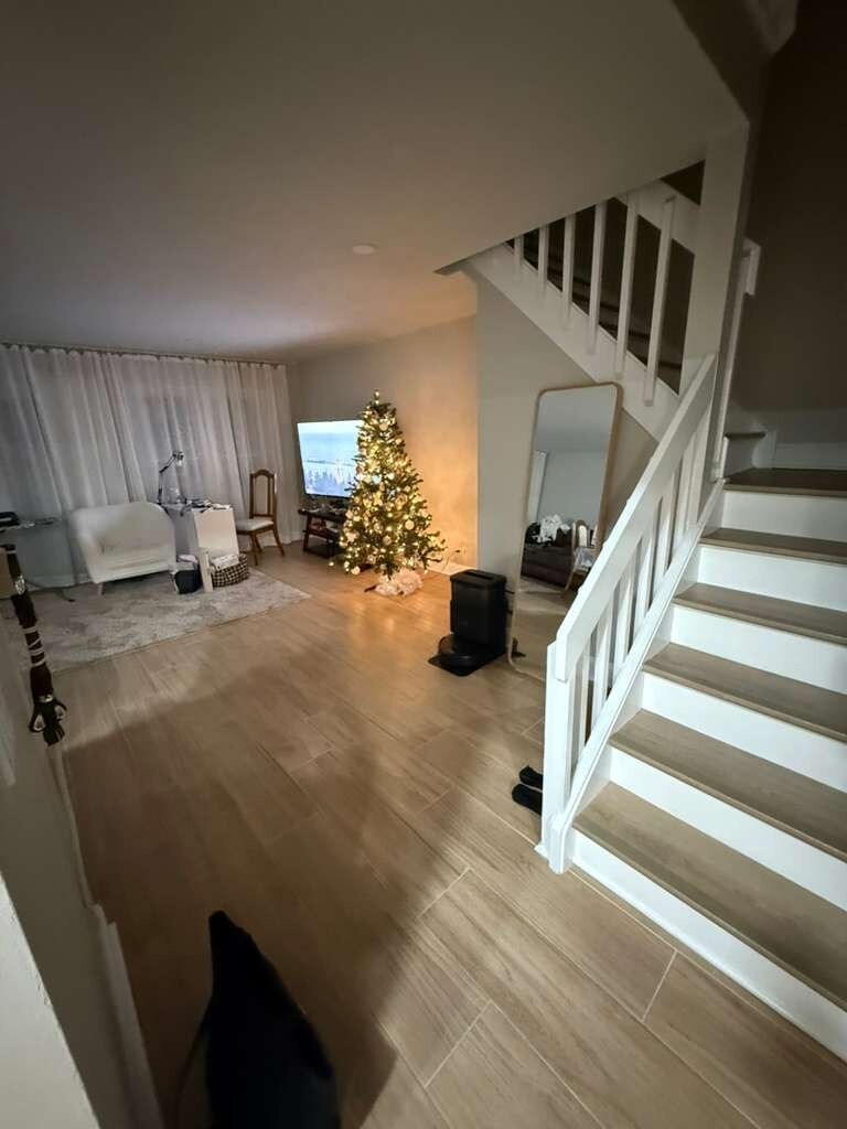 Building Photo - 257 Doral Ct