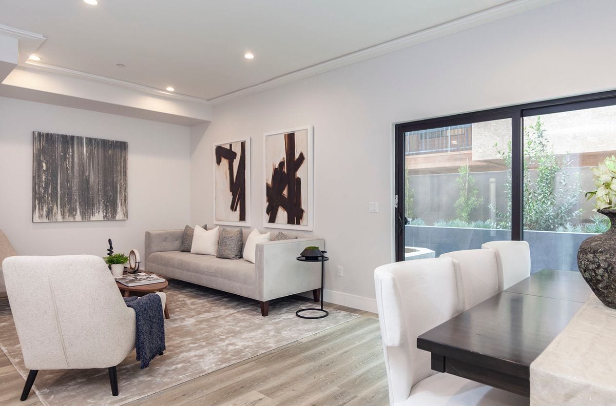 Building Photo - 1059 Elm Ave