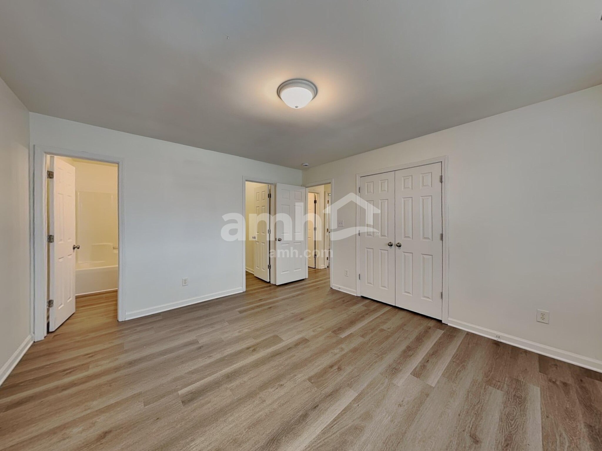 Building Photo - 1516 Clover Ridge Ct