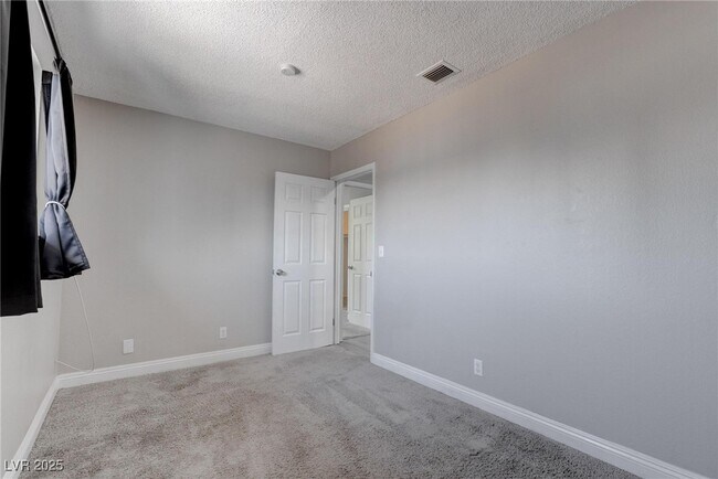 Building Photo - 1438 Lorilyn Ave