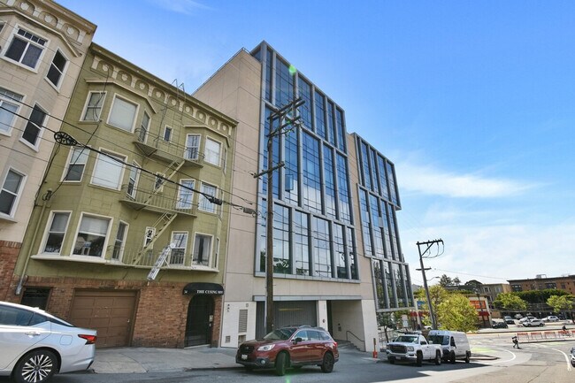 Building Photo - 142 Hermann St