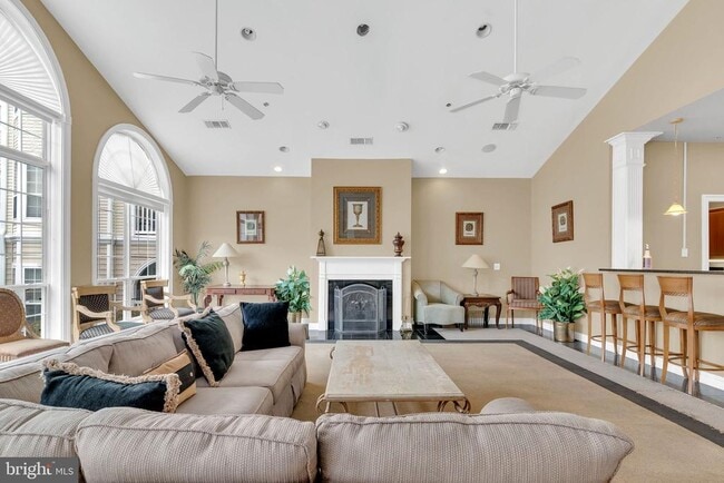 Building Photo - 4551 Strutfield Ln