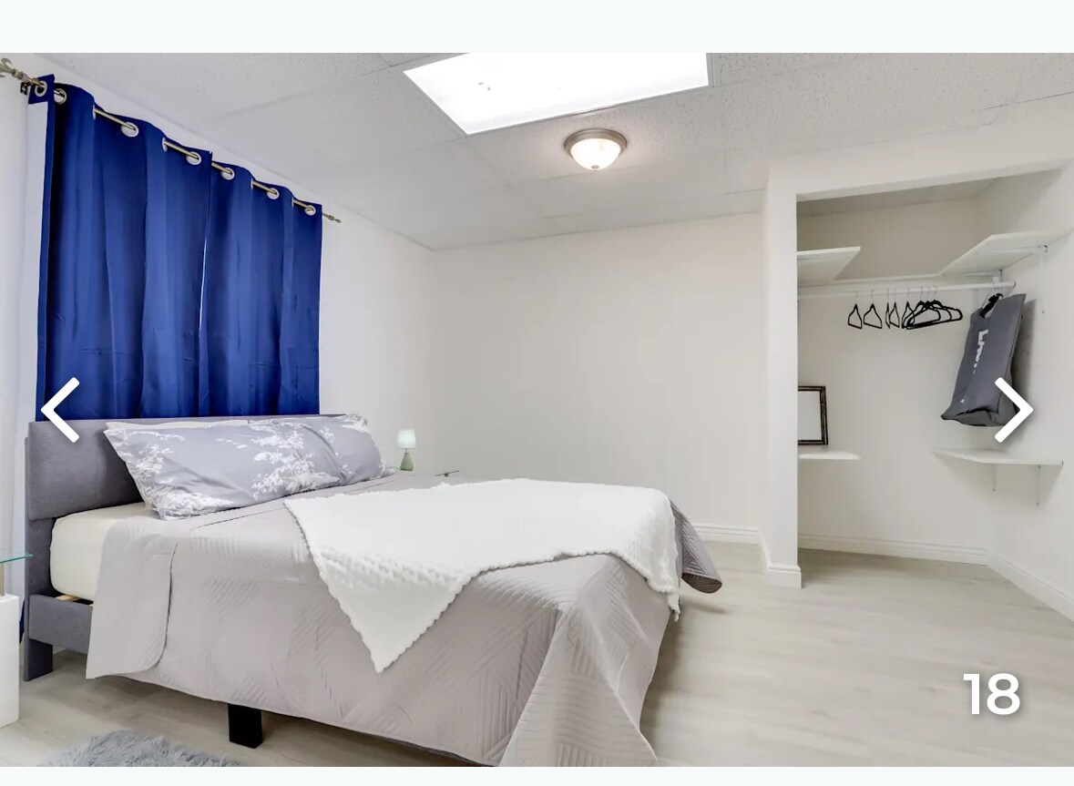 Building Photo - 410 S 36th Ave