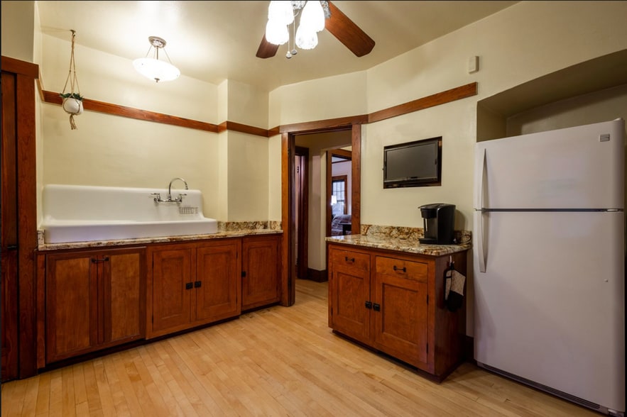 Kitchen 4 - 2350 N 55th St