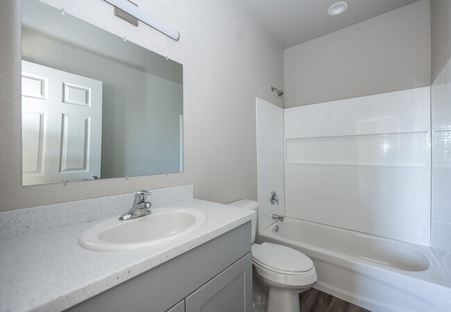 Building Photo - The Orchards Apartments