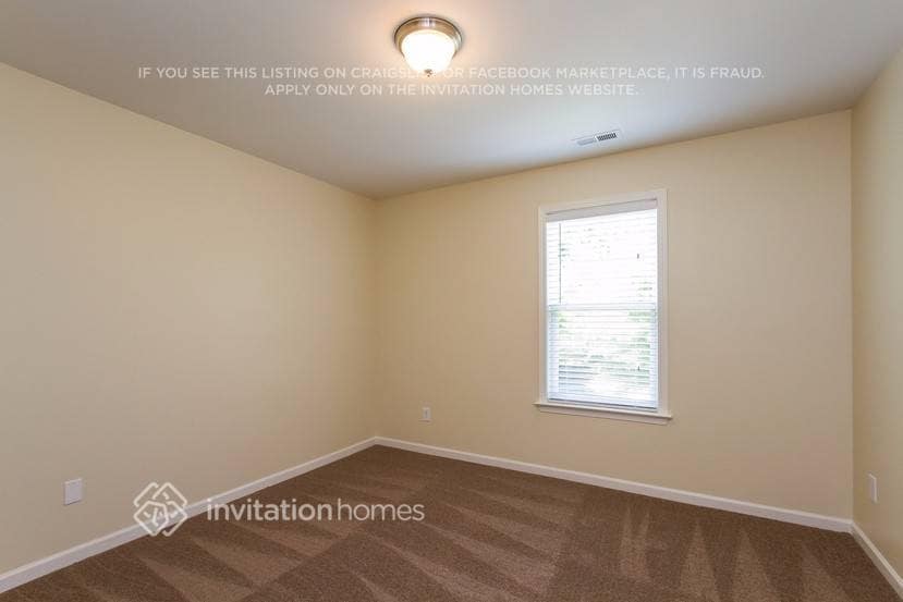 Building Photo - 8907 Cinder Ln
