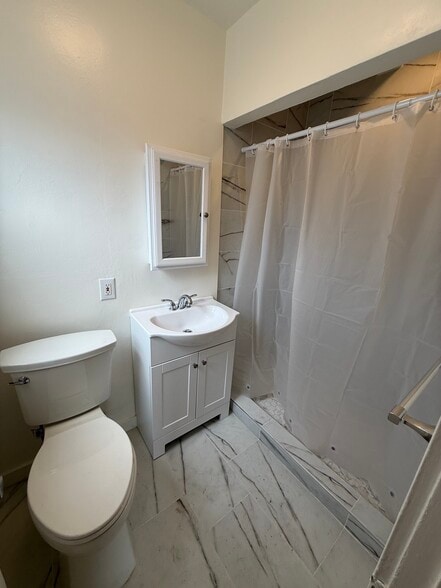 Remodeled Bathroom - 920 N Hayworth Ave