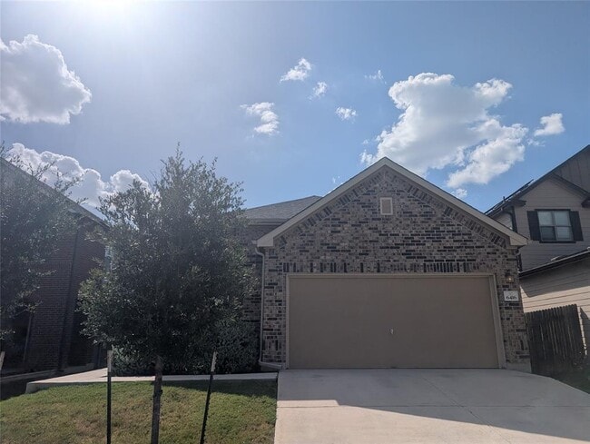 Primary Photo - 6416 Conestoga Wagon Way