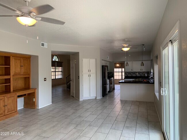 Building Photo - 3611 N 109th Dr