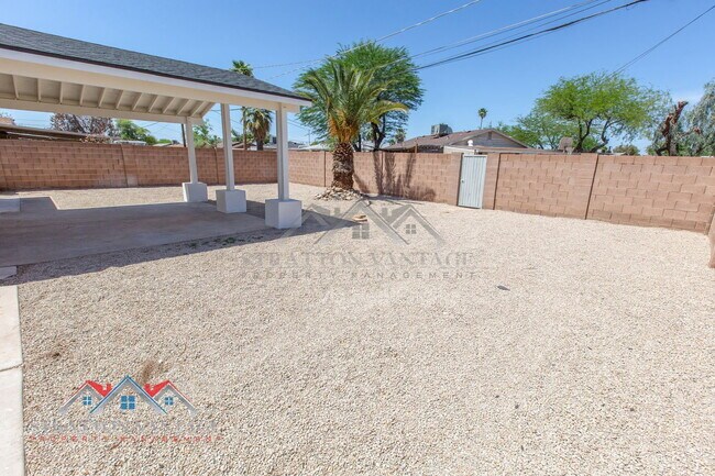 Building Photo - 2912 W Butler Dr