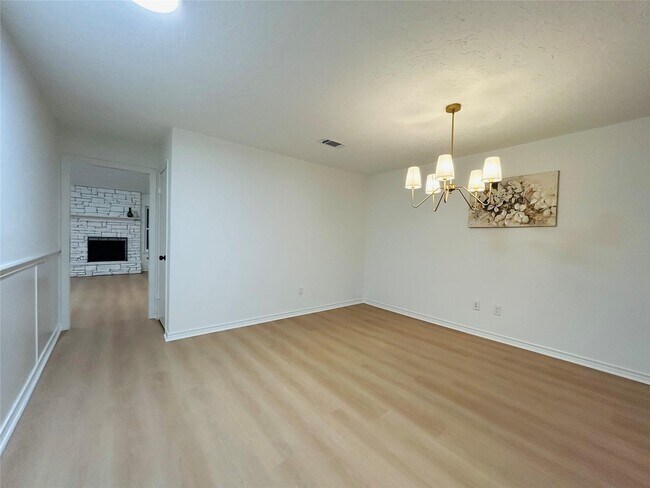 Building Photo - 12118 Dorrance Ln