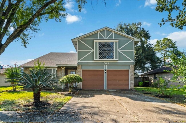 Primary Photo - 703 Brookford Dr