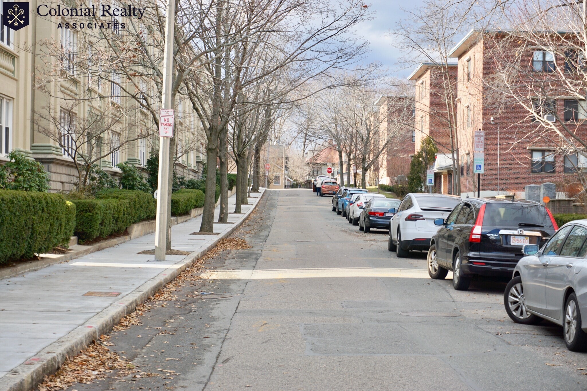 Building Photo - 72 Egmont St