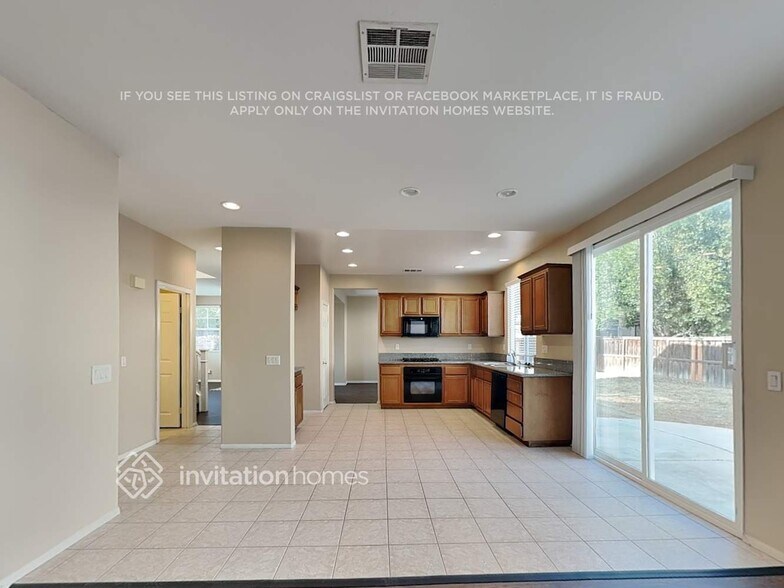Building Photo - 29784 Cheshire Ct