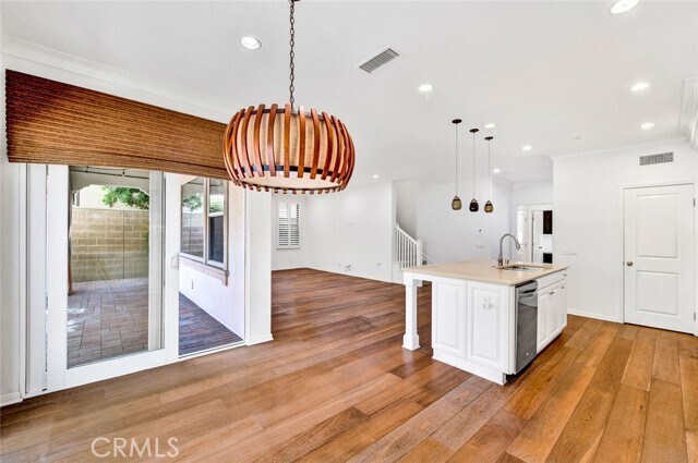 Building Photo - 34 Somerton