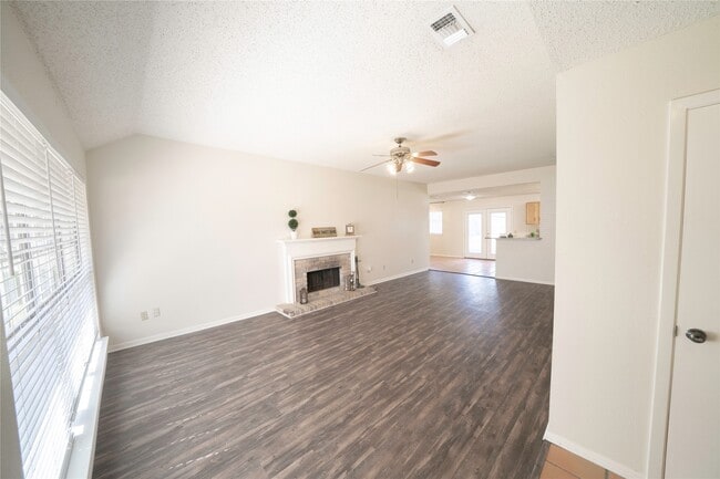 Building Photo - 22714 Brafferton Ln