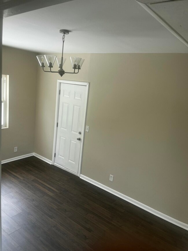 Building Photo - 122 Bon Jan Ln