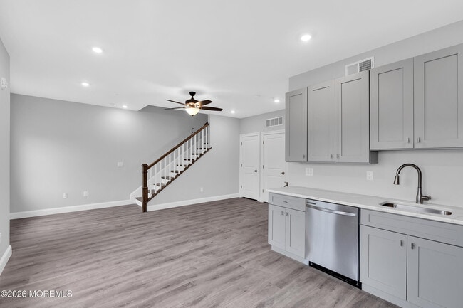 Building Photo - 245 Parker Ave