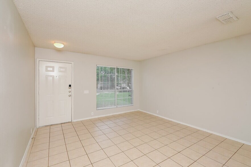 Building Photo - 8528 Gatlinburg Dr