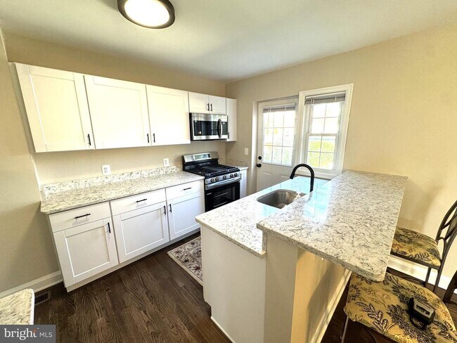 Building Photo - 8130 Loch Raven Blvd