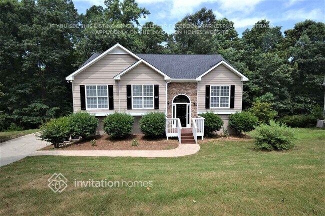 Building Photo - 1661 Hampton Walk Dr NE