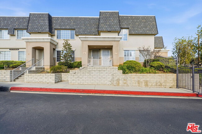 Building Photo - 19111 Hamlin St