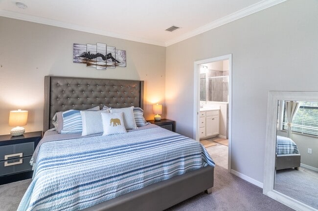 Building Photo - Available Pet Friendly Annual in Artesia!