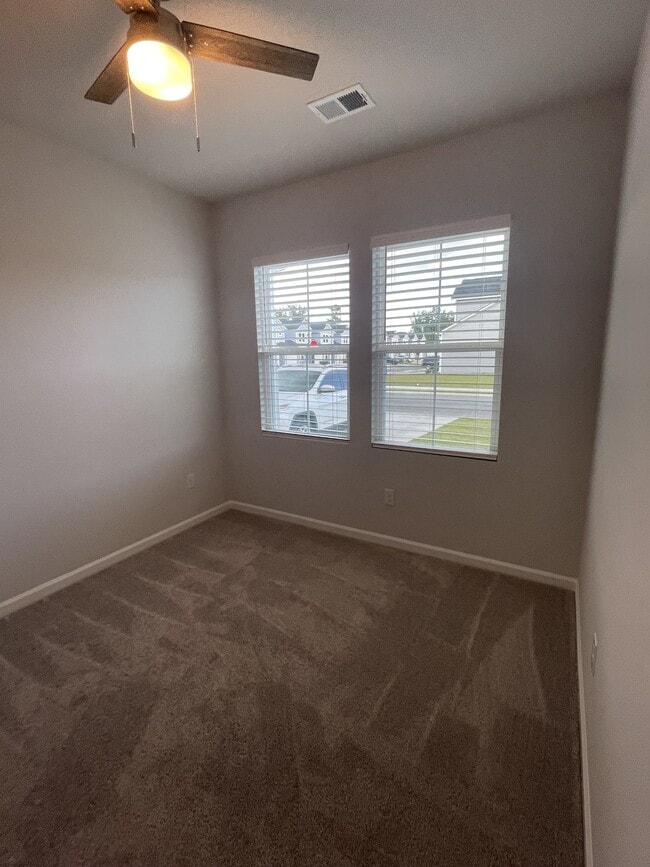 Building Photo - 504 Sea Sparrow St