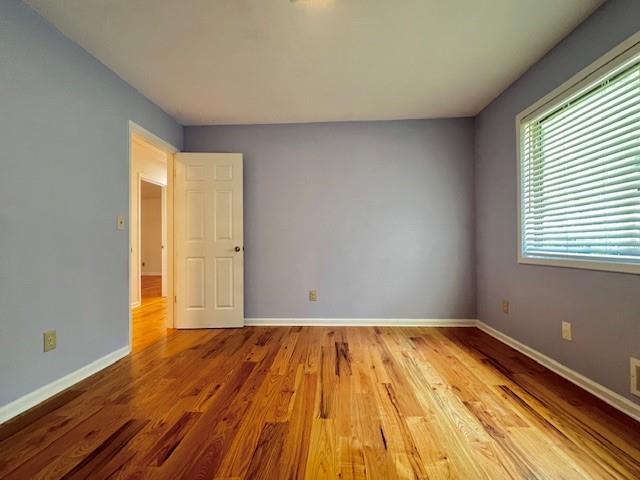 Building Photo - 5175 Sunburst Dr