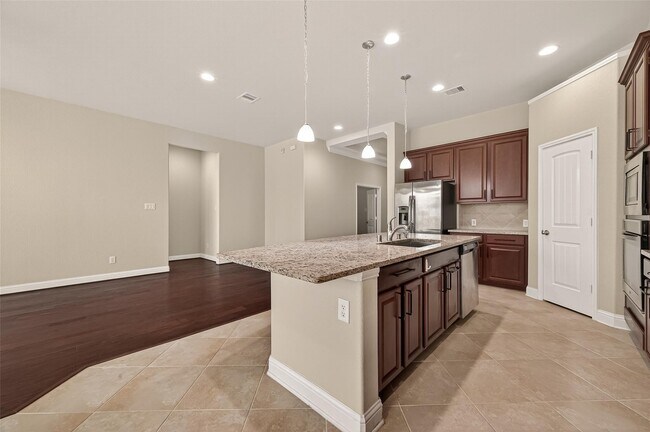 Building Photo - 107 Angel Hollow Ln